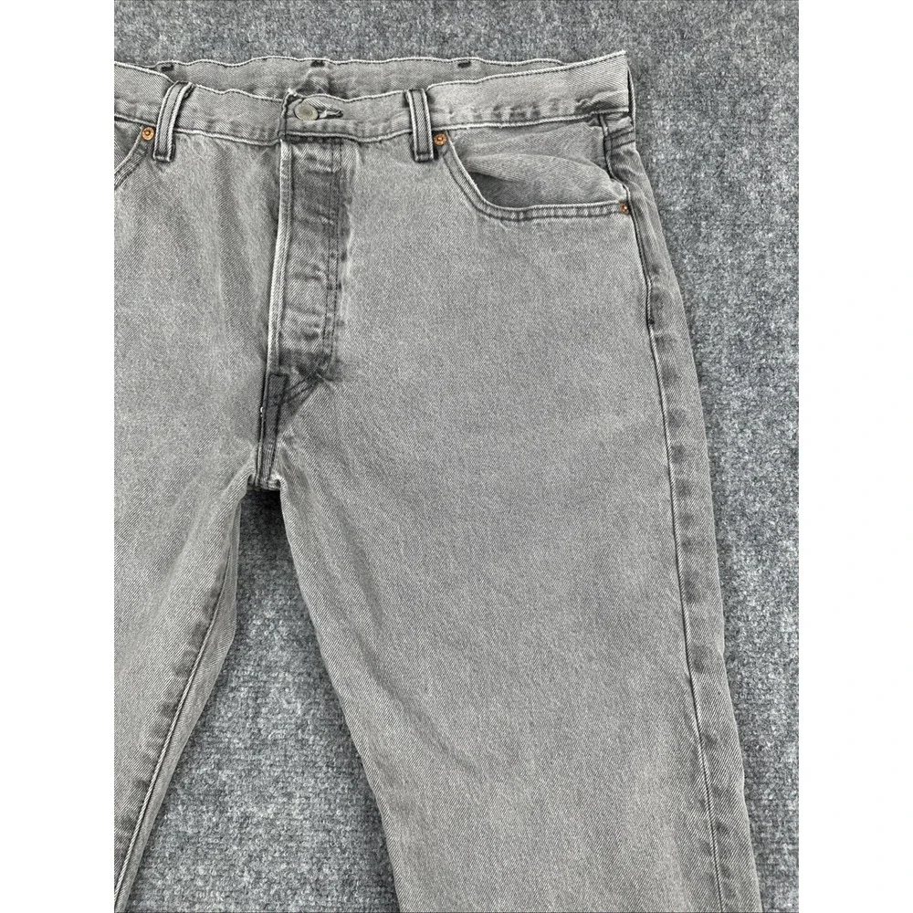 Levi's 501 Original Fit Jeans Men's 38x32 Grey Wash Button Fly